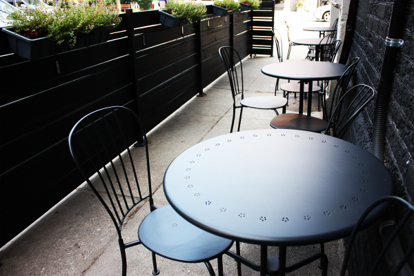 riverside-patios-cheznous