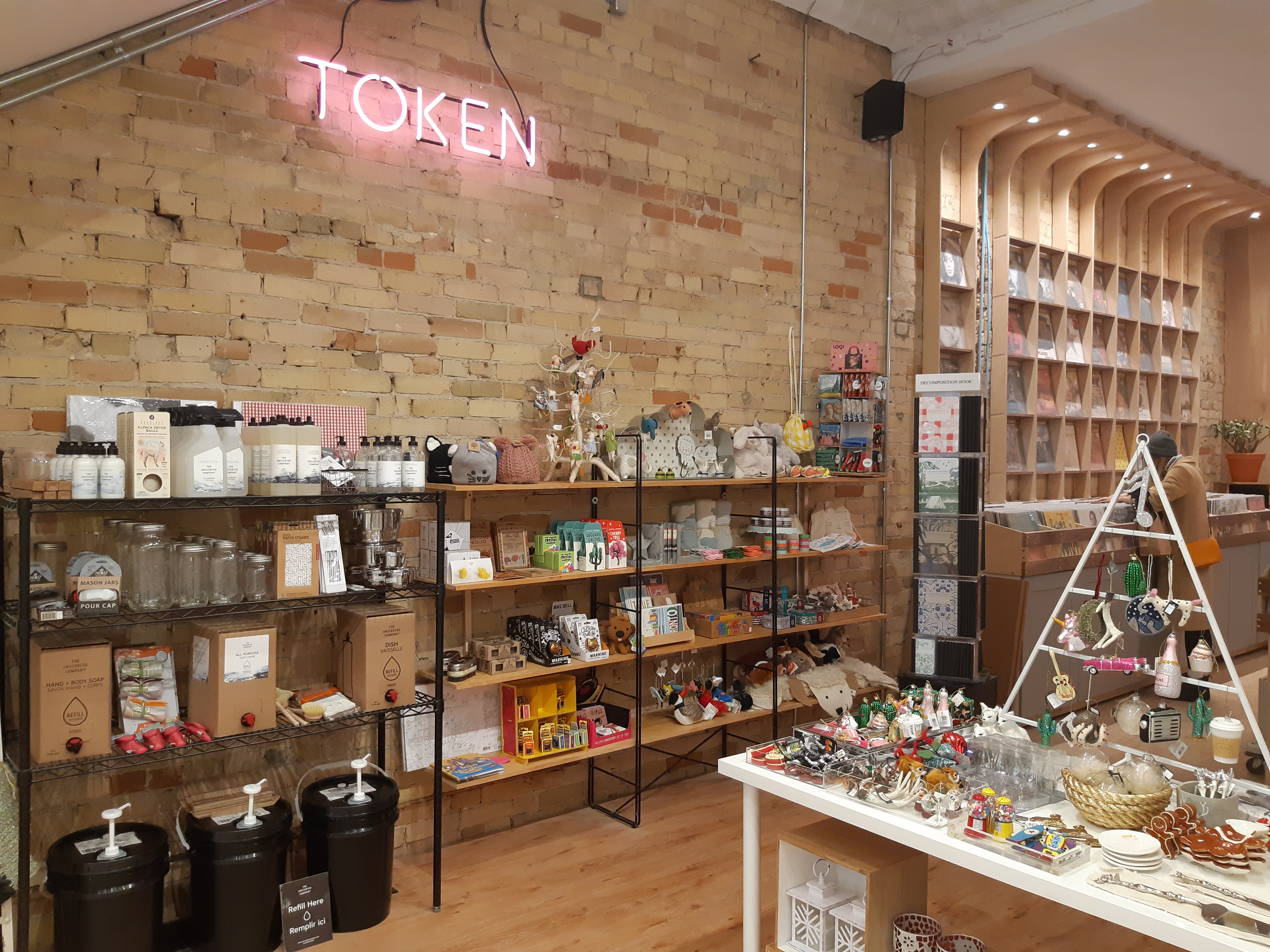 Riverside Token - Tiny Record Shop (2)